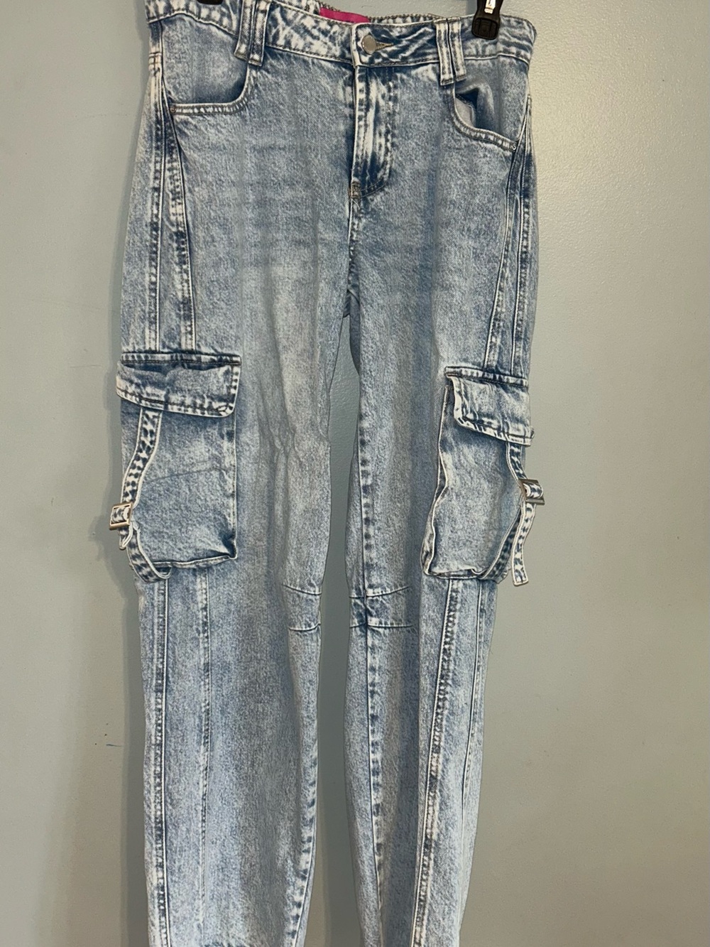 Telepatía High-Waisted Denim Cargo Pants (Light Acid Wash) - Juniors Size 5